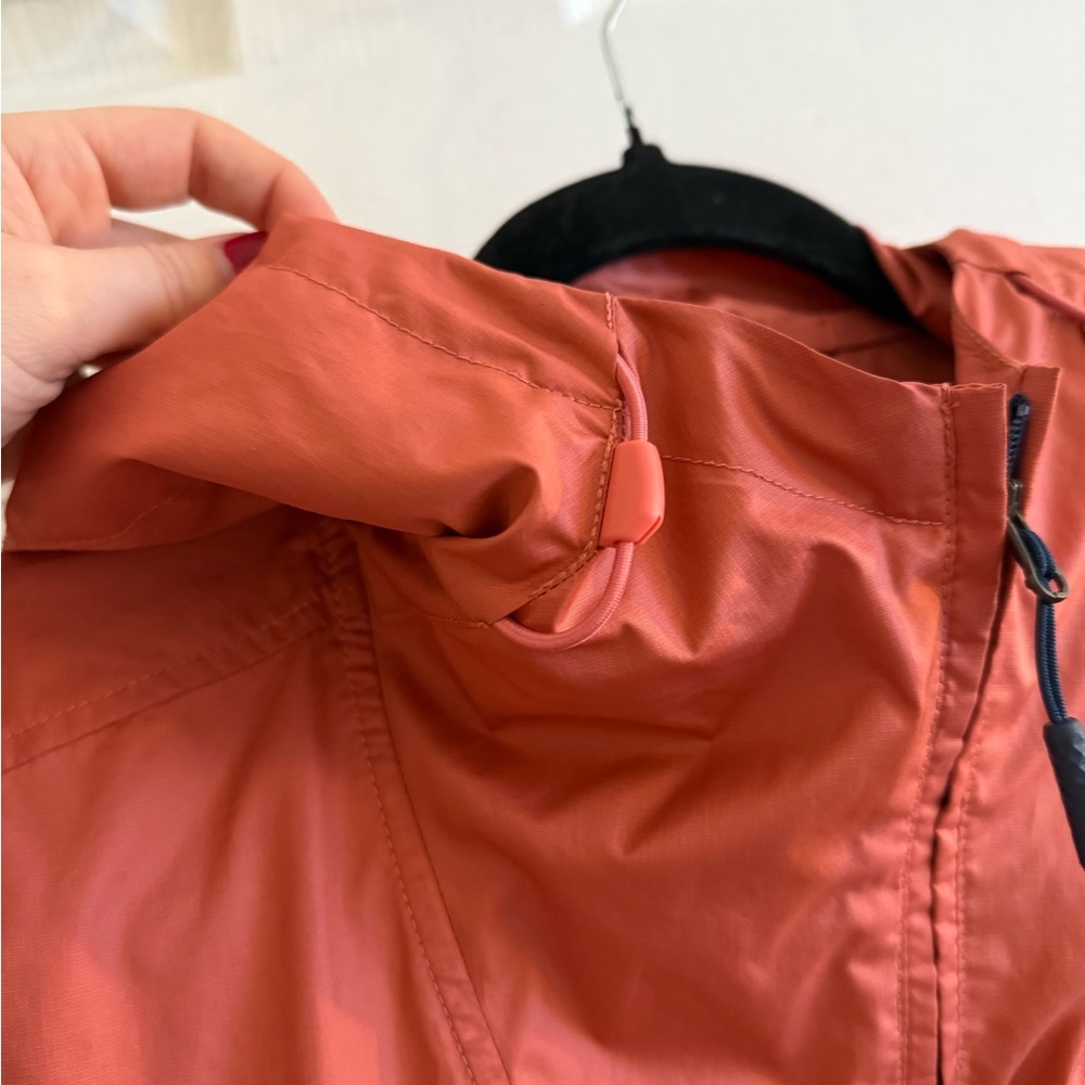 THE NORTH FACE Women's Fanorak Jacket Stowable in Multi Colorblock - Picture 7 of 10